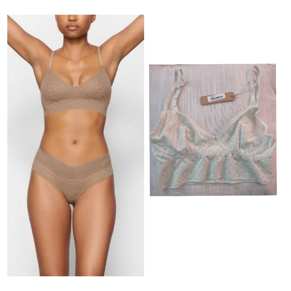SKIMS Logo Summer Mesh Triangle Bralette